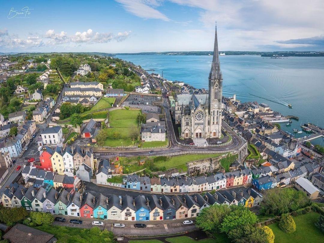 Sea View Flat Cobh Apartment Bagian luar foto
