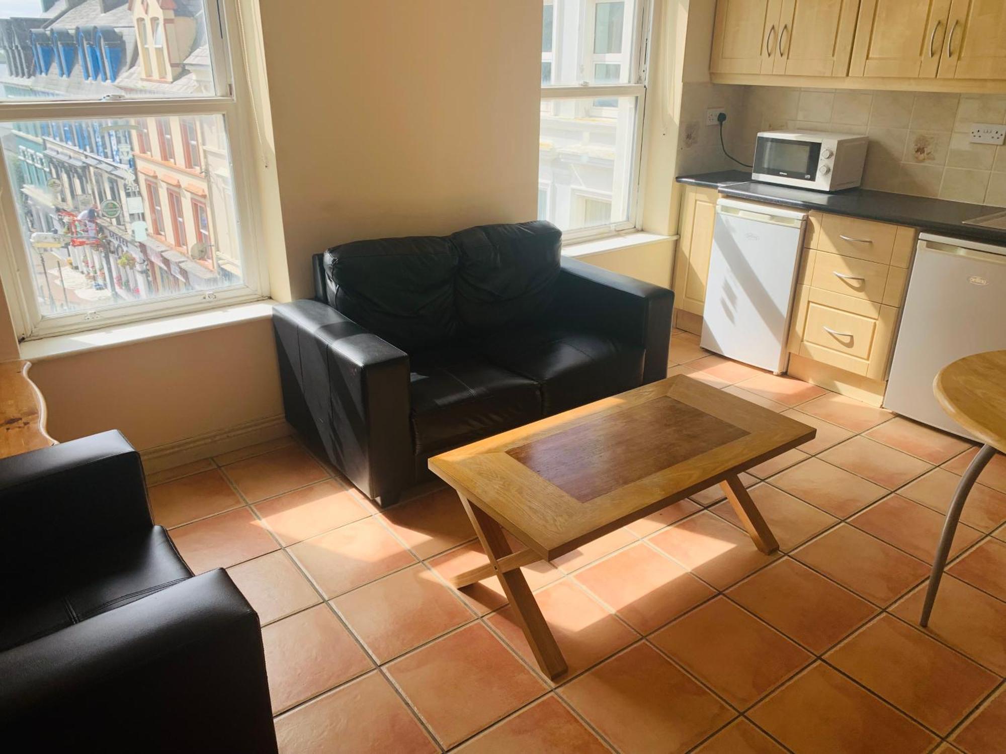 Sea View Flat Cobh Apartment Bagian luar foto