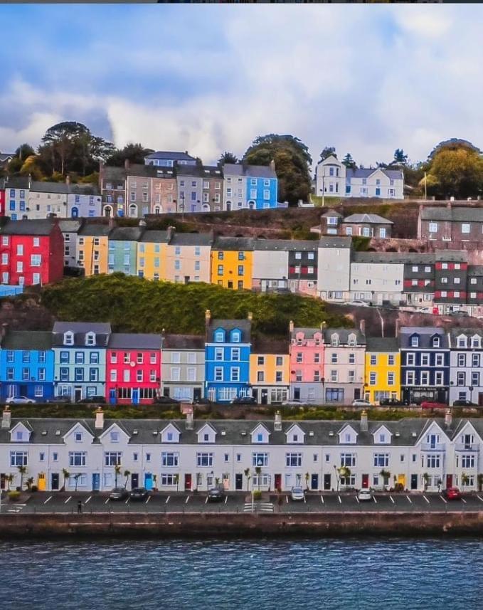Sea View Flat Cobh Apartment Bagian luar foto